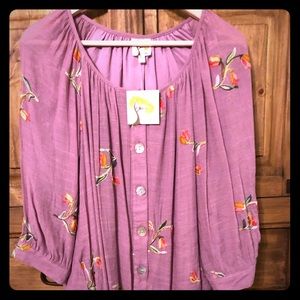 Fig and flower top, orchid color with flowers